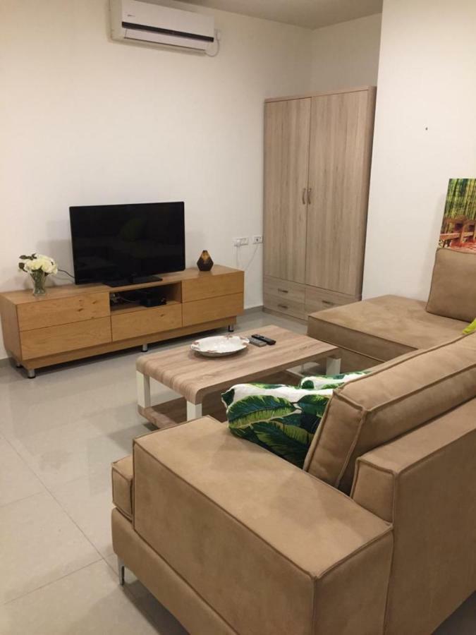 בית מרום Gan HaShomron Exterior foto