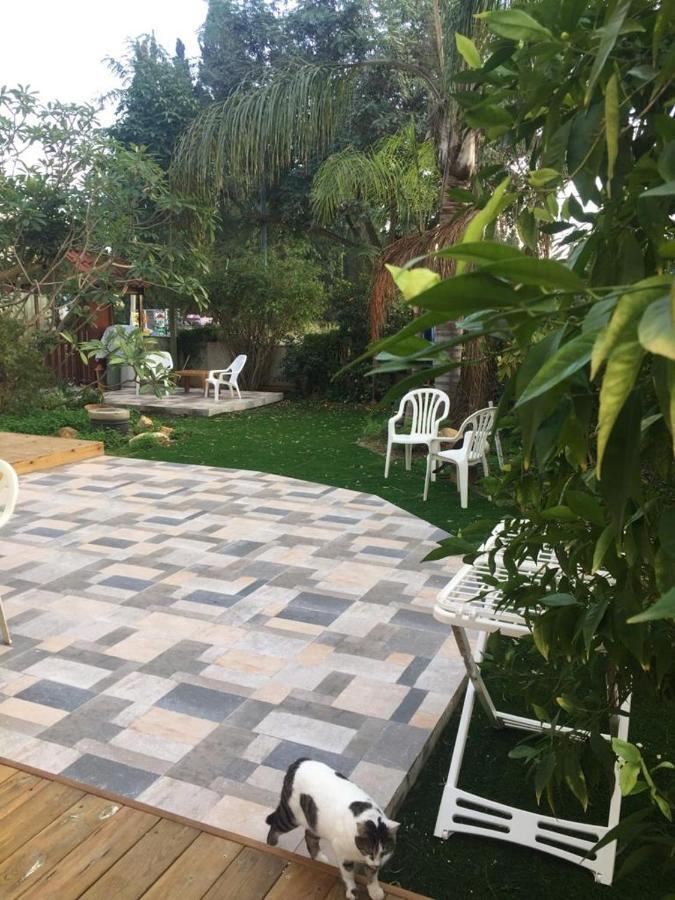 בית מרום Gan HaShomron Exterior foto